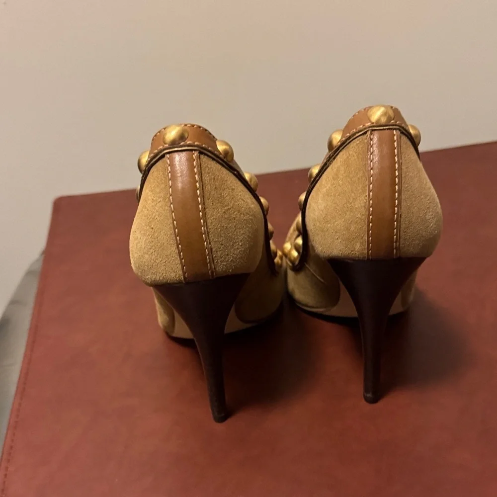 Tory Burch Tan Heels with Gold Studs, Sz 8